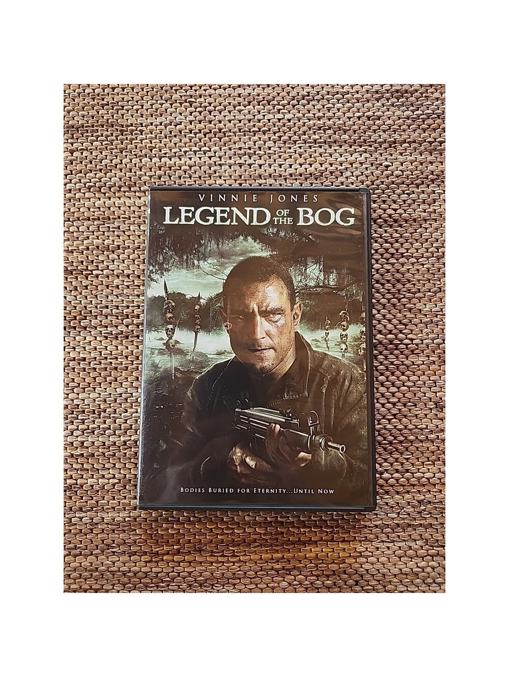 LEGEND OF THE BOG (DVD 2009) VINNIE JONES - Like New Cond - Widescreen